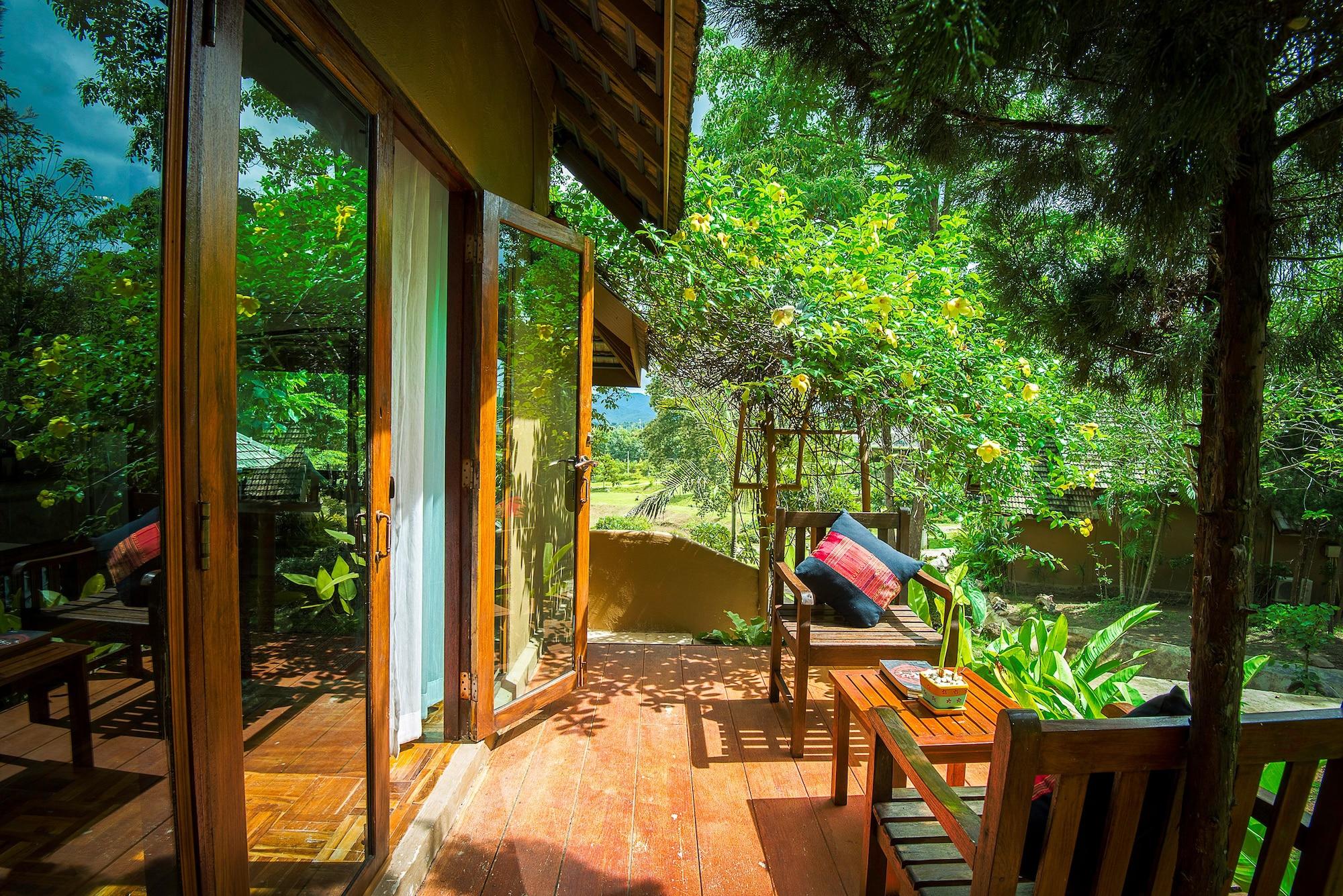 E-Outfitting Pai Resort Экстерьер фото