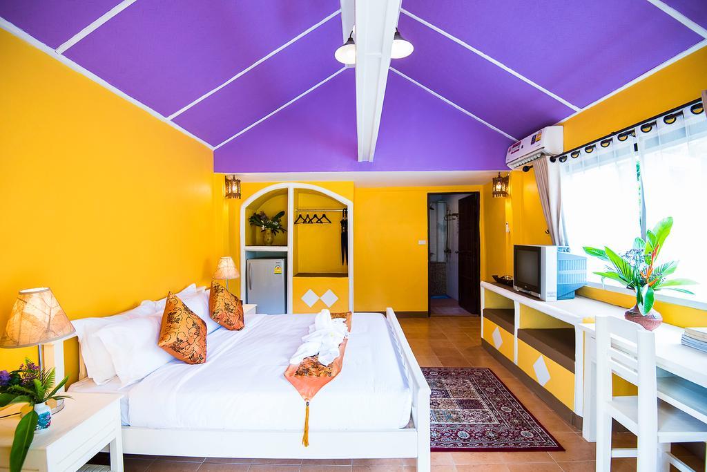 E-Outfitting Pai Resort Экстерьер фото