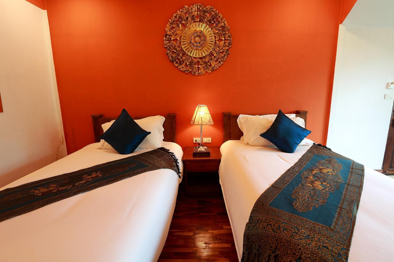 E-Outfitting Pai Resort Экстерьер фото